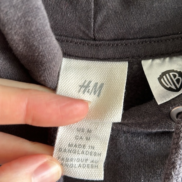 Embroidered Friends Womens Logo Black/Gray Hoodie Kangaroo Pocket Sweatshirt - Picture 4 of 7